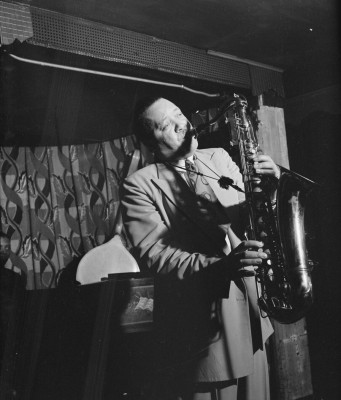 Lester_Young_(Gottlieb_09431).jpg